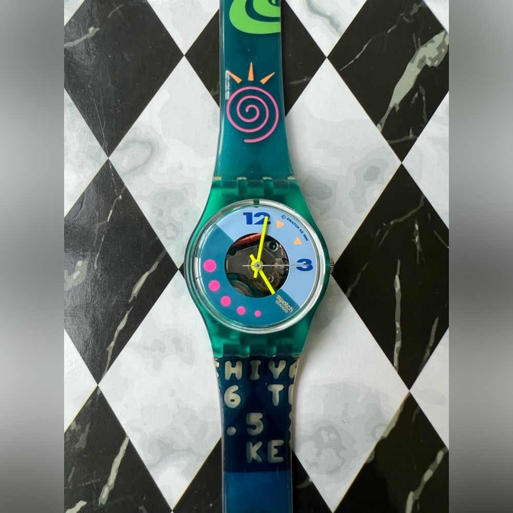 SWATCH LADY LL107 SATURNIAC 1990’S NEW WATCH WITH BOX